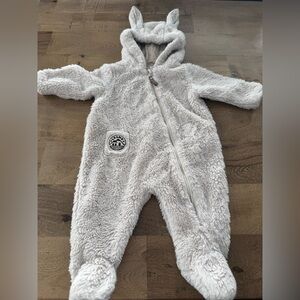Souris Mini faux fur Cream bunny transition season one piece size 6-9 months